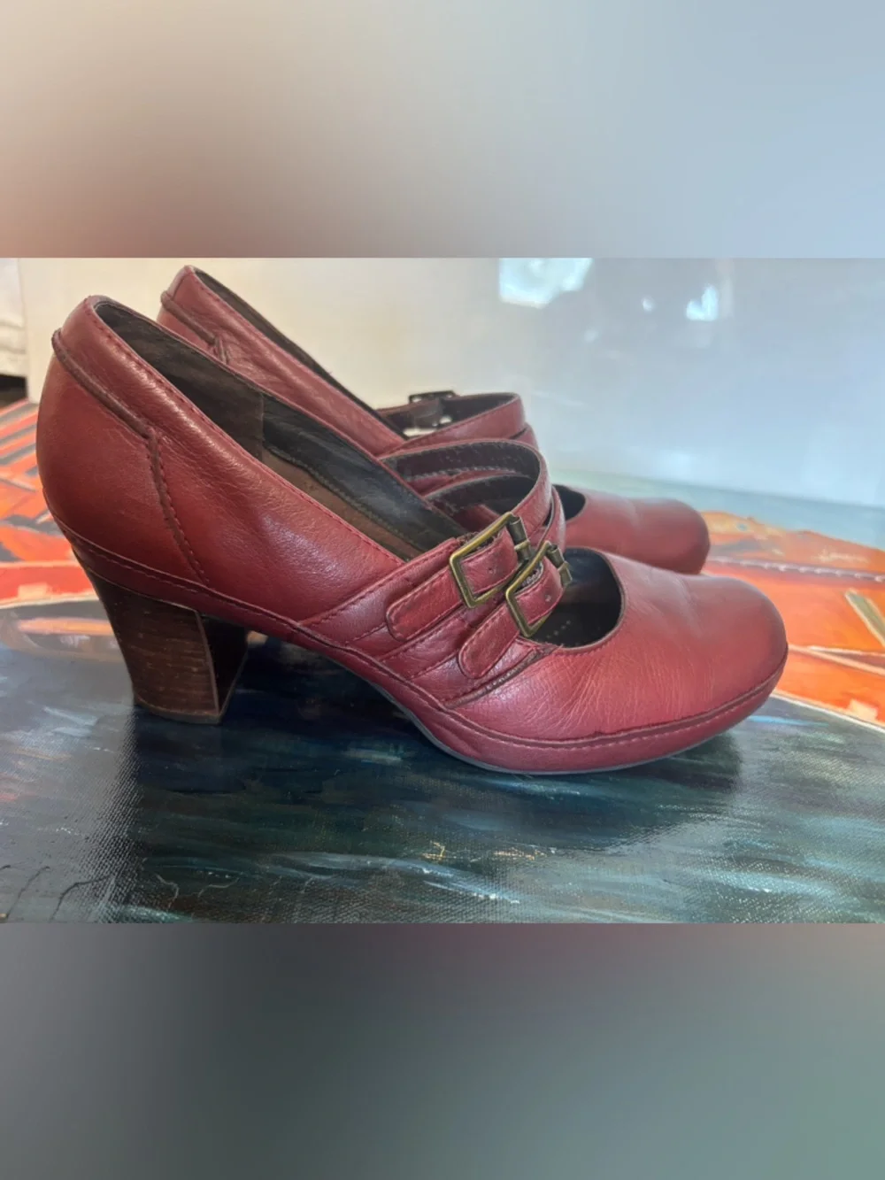 Clarks Women’s Wine Leather Mary Jane Heels - Picture 6 of 7